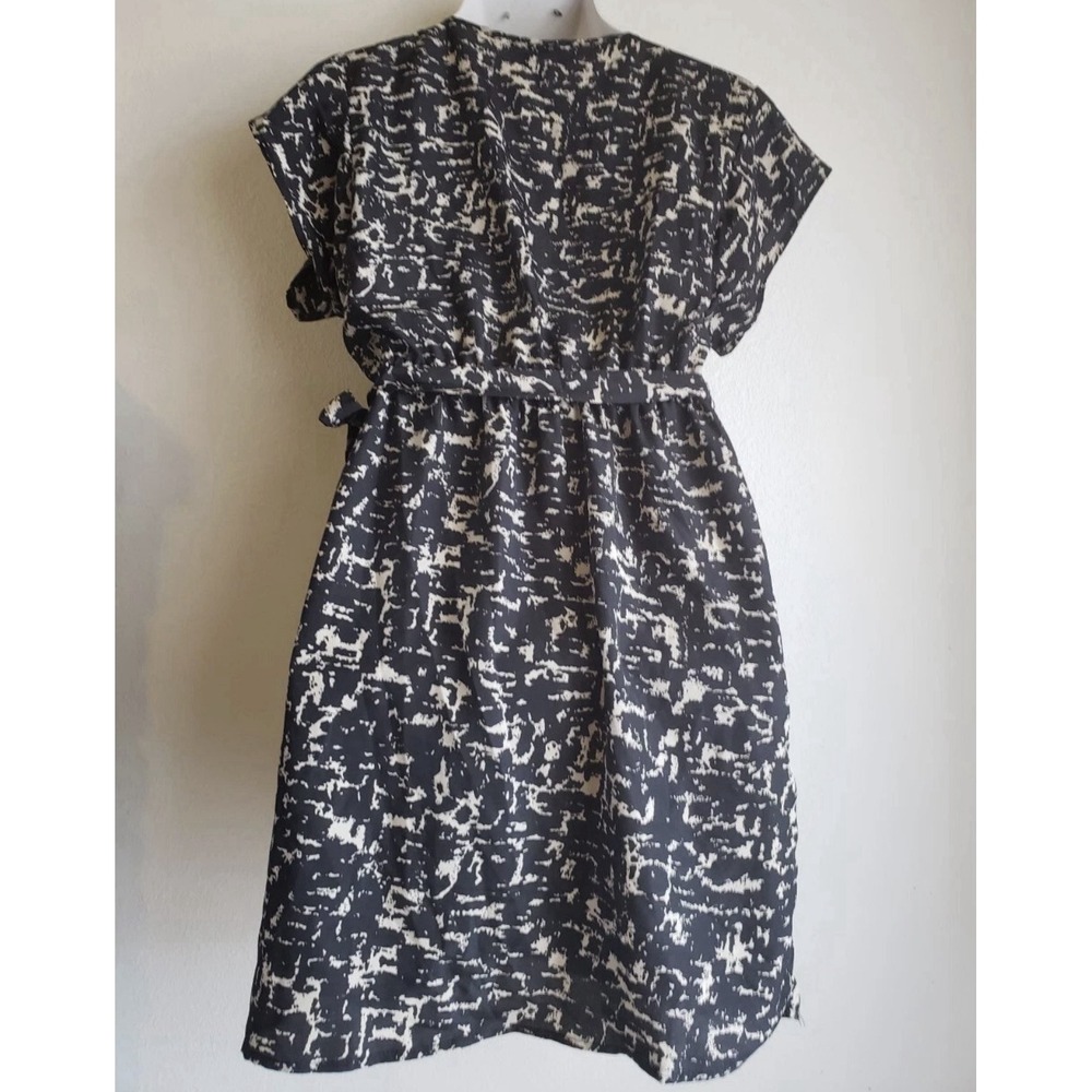 Women's Mossimo Dress Sz L elastic waist black/beige cap slv polyester - Picture 6 of 10